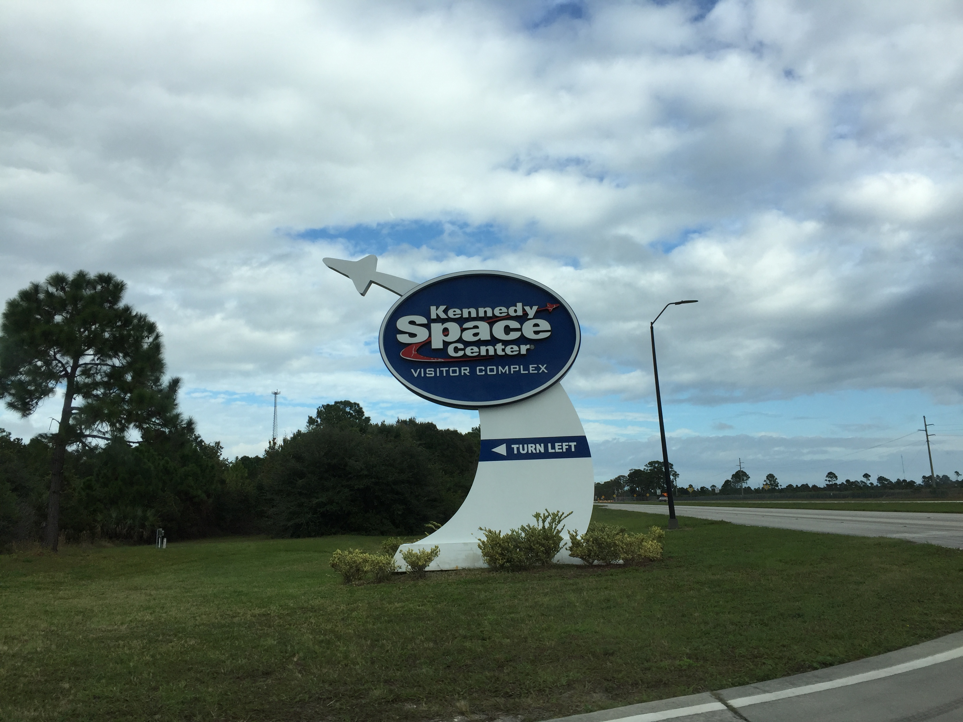 KSC_entrance